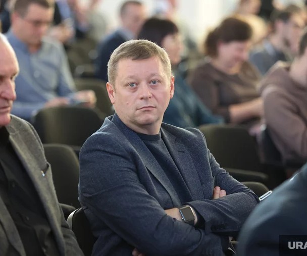Мэр курганского округа Сытов собирал деньги для военных и был взят на хищении.