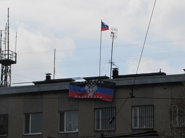 Захват здания милиции в Горловке