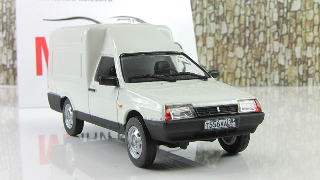 Игра на ЯПе: Угадай АВТО-8