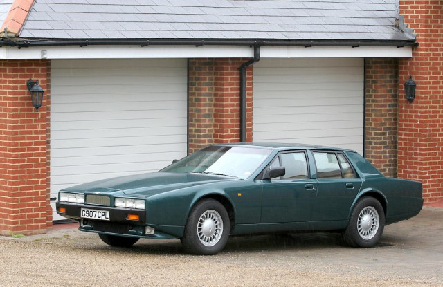 Aston Martin Lagonda