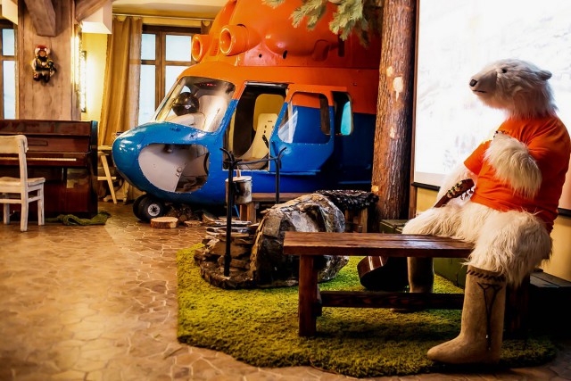 Дарите детям самолёты!