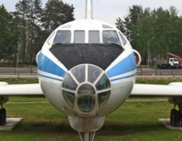 Ту-104