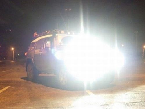 Выключайте сцукко фары, когда стоите во дворах⁠⁠