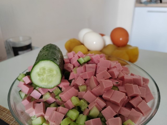 Срочный вопрос: у кого какие секреты простой окрошки?