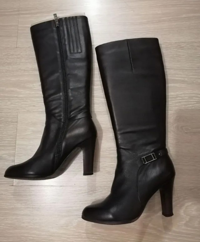 Женские сапоги