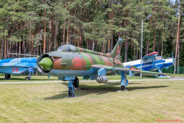 Музей авиации в Минске. Боевая авиация