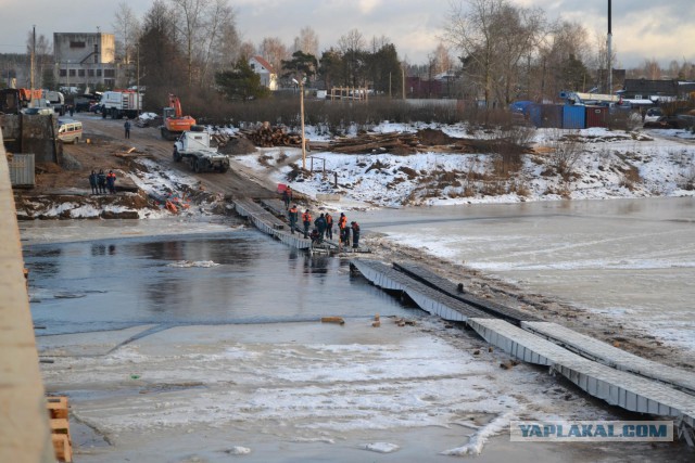 Обрушился мост в Архангельской области
