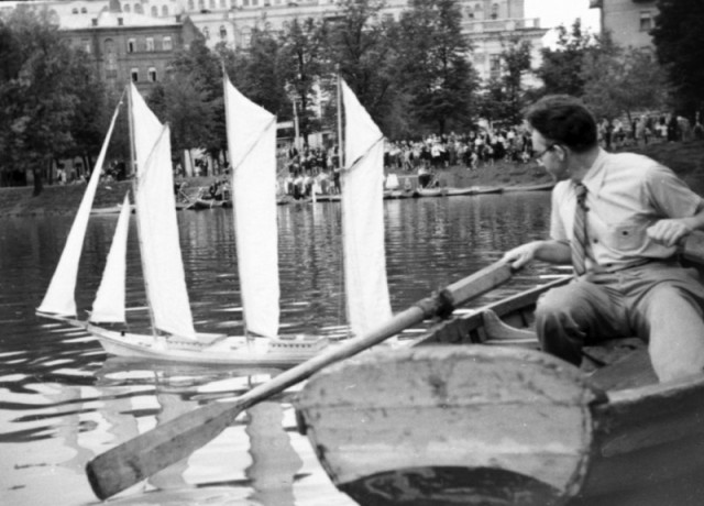 История в фотографиях