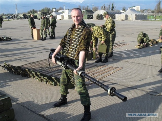 Пулеметчик VS Снайпер