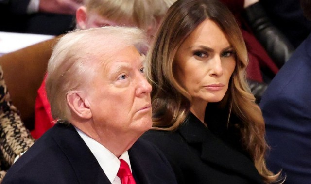 Первый пошёл! Президент США Дональд Трамп направляется из Вашингтона на Аляску для встречи с Владимиром Путиным