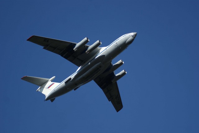 Самолет ИЛ-76 имени Ильюшина в Лондоне