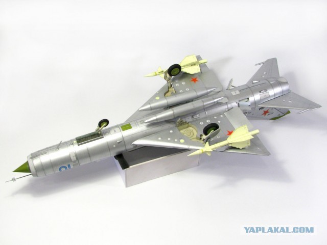 Су - 11. Модель самолета из бумаги