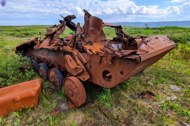 Заброшенный на о.Кильдин военный городок 2-го дивизиона 616-го ОБРП