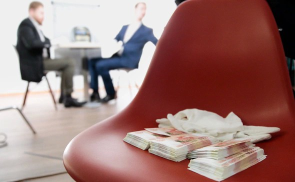 Власти сообщили об обсуждении с бизнесом добровольного взноса в бюджет