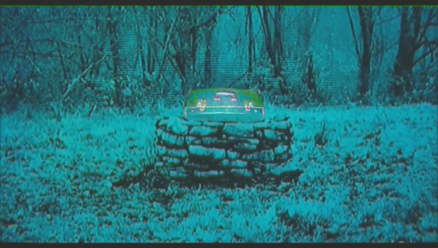 "Продается чемодан"