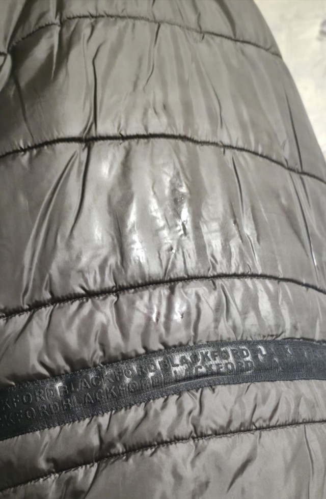 "Сударь", ваши куртки BLACKFORD имеют недостаток