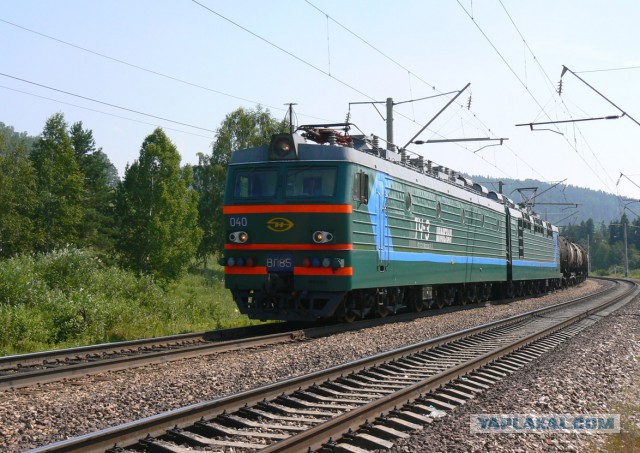 Самый мощный электровоз 2ЭС10-054 с 97 вагонами