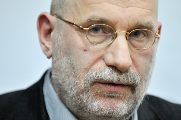 Фанат Майдана Борис Акунин жестоко оскорбил украинских патриотов