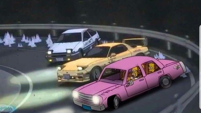 Веселый японский водитель автобуса