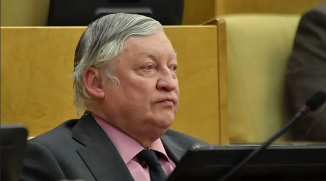 Экс-чемпион мира по шахматам Анатолий Карпов госпитализирован в Москве