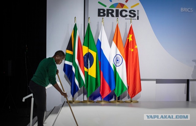 Аргентина сообщила участникам БРИКС о решении не вступать в это объединение