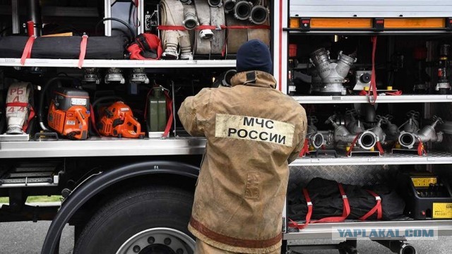 Пожар на газзаводе начался в результате атаки БПЛА в Оренбургской области