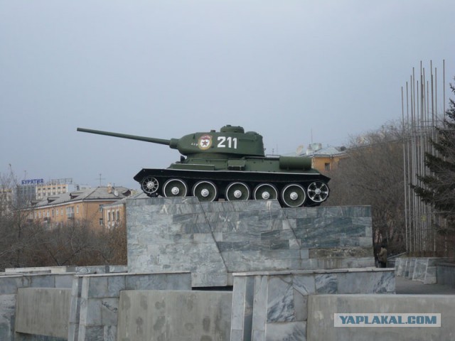 Танки из Невы