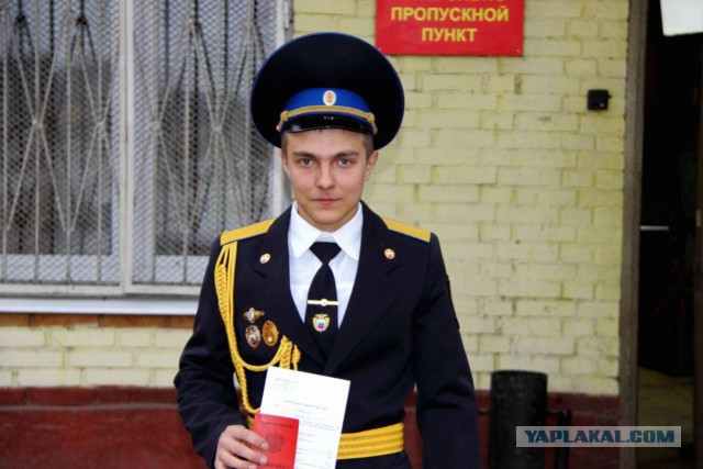 А есть и человеческие лица!