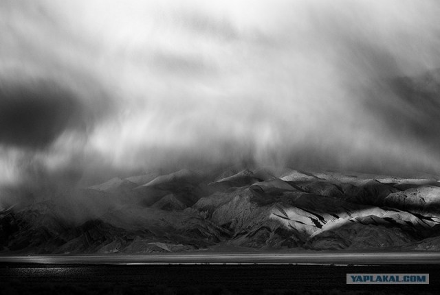 Планета Земля.фотограф  Mitch Dobrowner