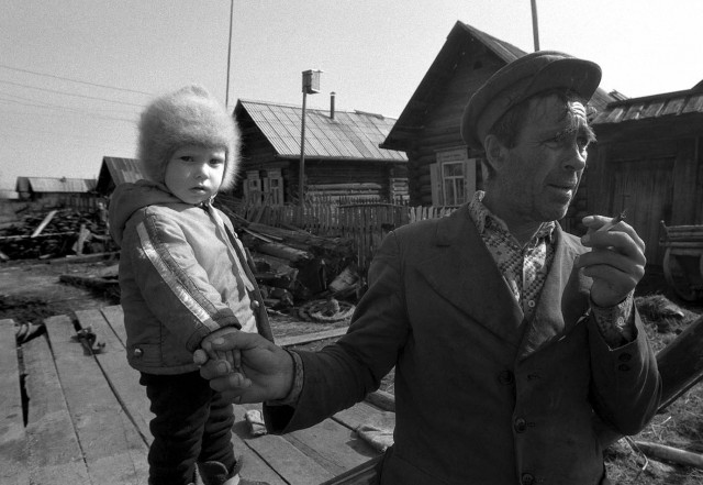 Уличные чёрно-белые фотографии. Весь мир