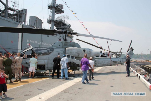 Неделя Флота в Нью Йорке USS Wasp