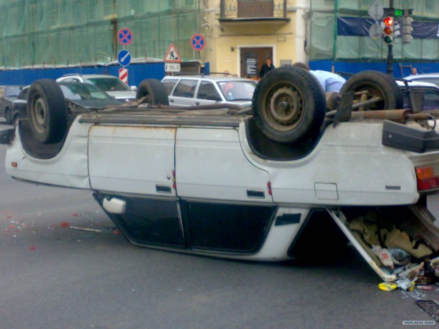 Авария только что. Жесть (11 фото)