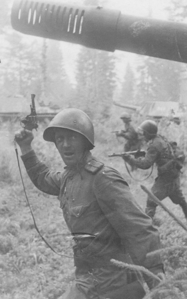 История в фотографиях