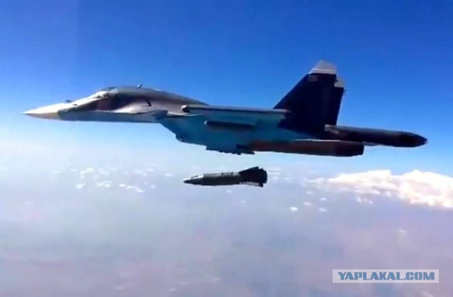 Российская бомба КАБ-1500ЛГ разогнала (отправила в бар) построение боевиков в Сирии