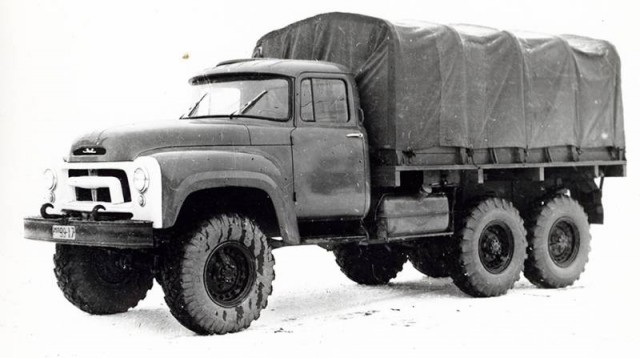 ЗИЛ-157: «автомат Калашникова» среди армейских грузовиков
