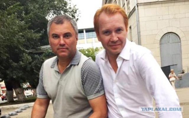 Геев во власти нет. Заверили власти...