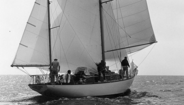 История Терри Джо Дюперро, 11-летней девочки, выжившей в открытом океане