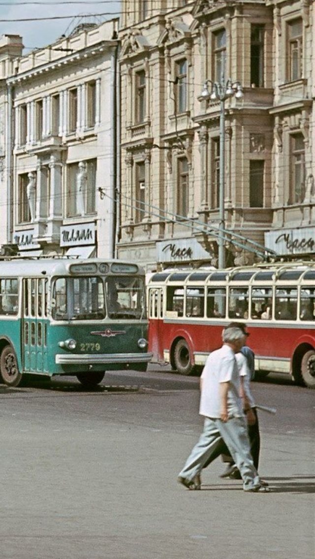 Москва и москвичи. Двадцатый век. 28.03.25