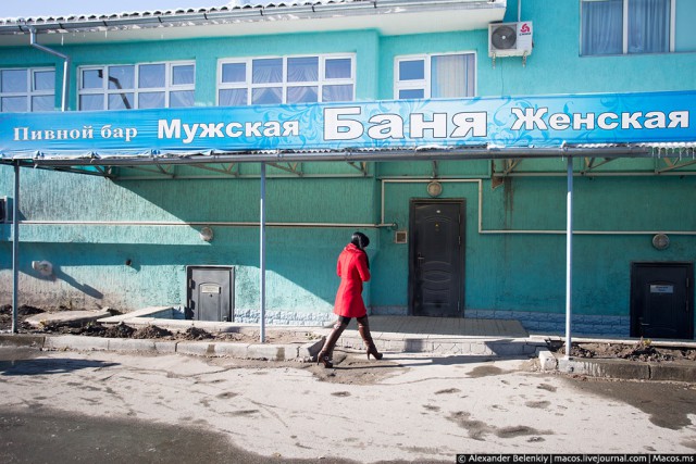 Как работает самый крупный в Центральной Азии вещевой рынок