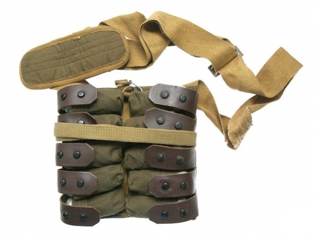 Куртка работника-вора на птицефабрике