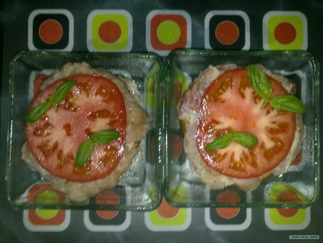 Грибы с мясом под сыром,
