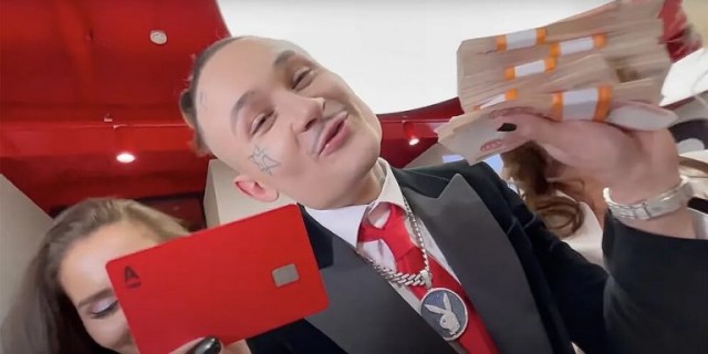 Мошенникам слили инфу по моим банковским картам Альфы