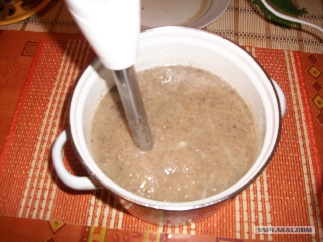 Грибной суп с куриными клёцками