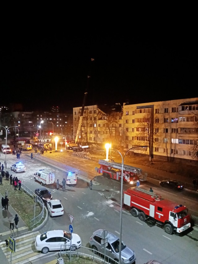 В жилом доме в Набережных Челнах произошел взрыв