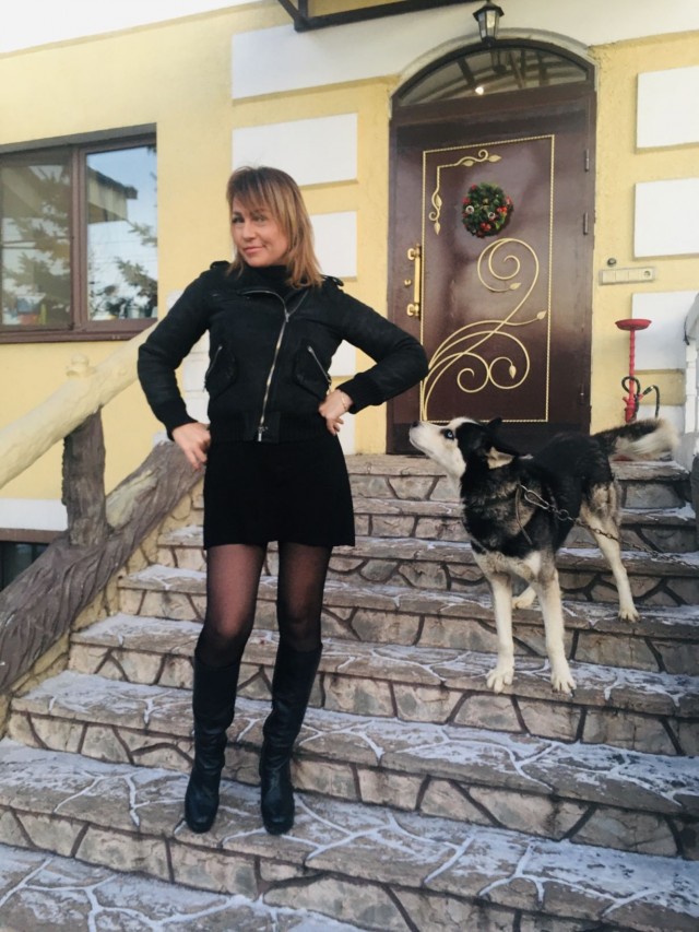 Зрелые женщины и в одежде сексуальны