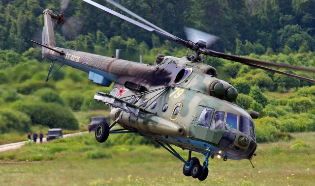 СМИ узнали личности экипажа угнанного на Украину Ми-8