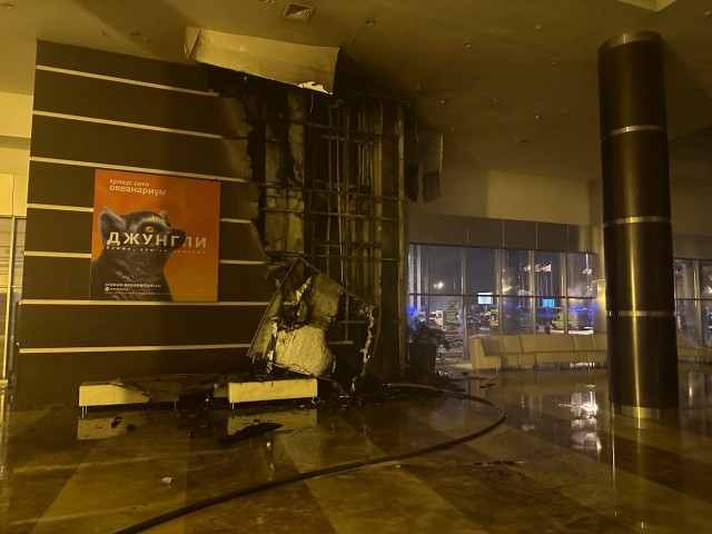 Жуткие кадры изнутри Crocus City Hall на данный момент