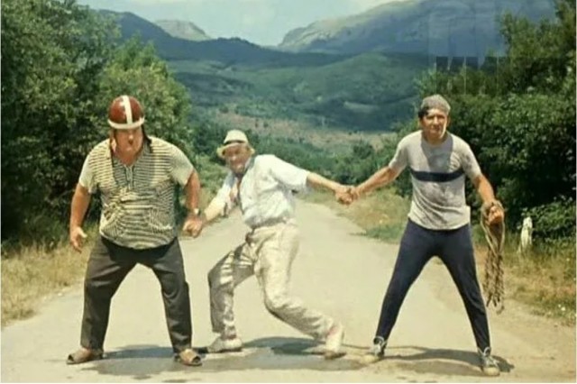 Скандал в Новосибирске: Пользователи соцсетей возмущены "беззубой" реакцией полицейских на оскорбления от пьяного быдла