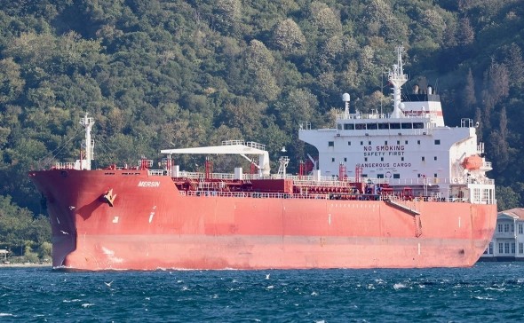 Оператор танкера Mersin рассказал о взрывах на судне у берегов Сенегала