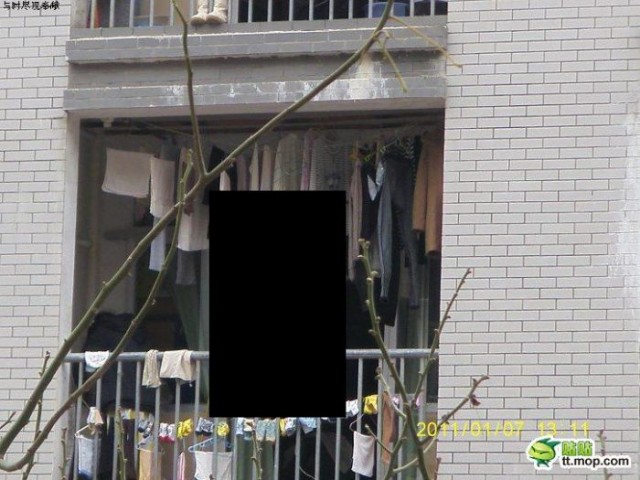 Cушка белья в стиле хоррор